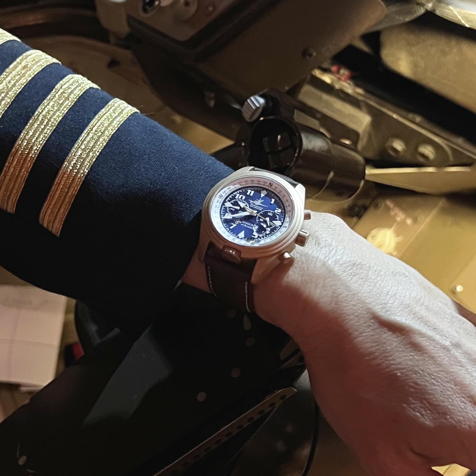 Grand Dames of Aviation Watch - The Abingdon Co.